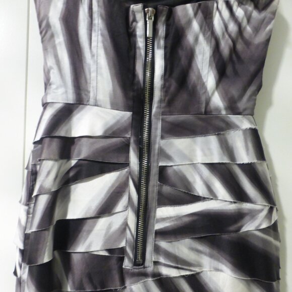 BEBE gray and white layered strapless dress with padded cups - Picture 5 of 7